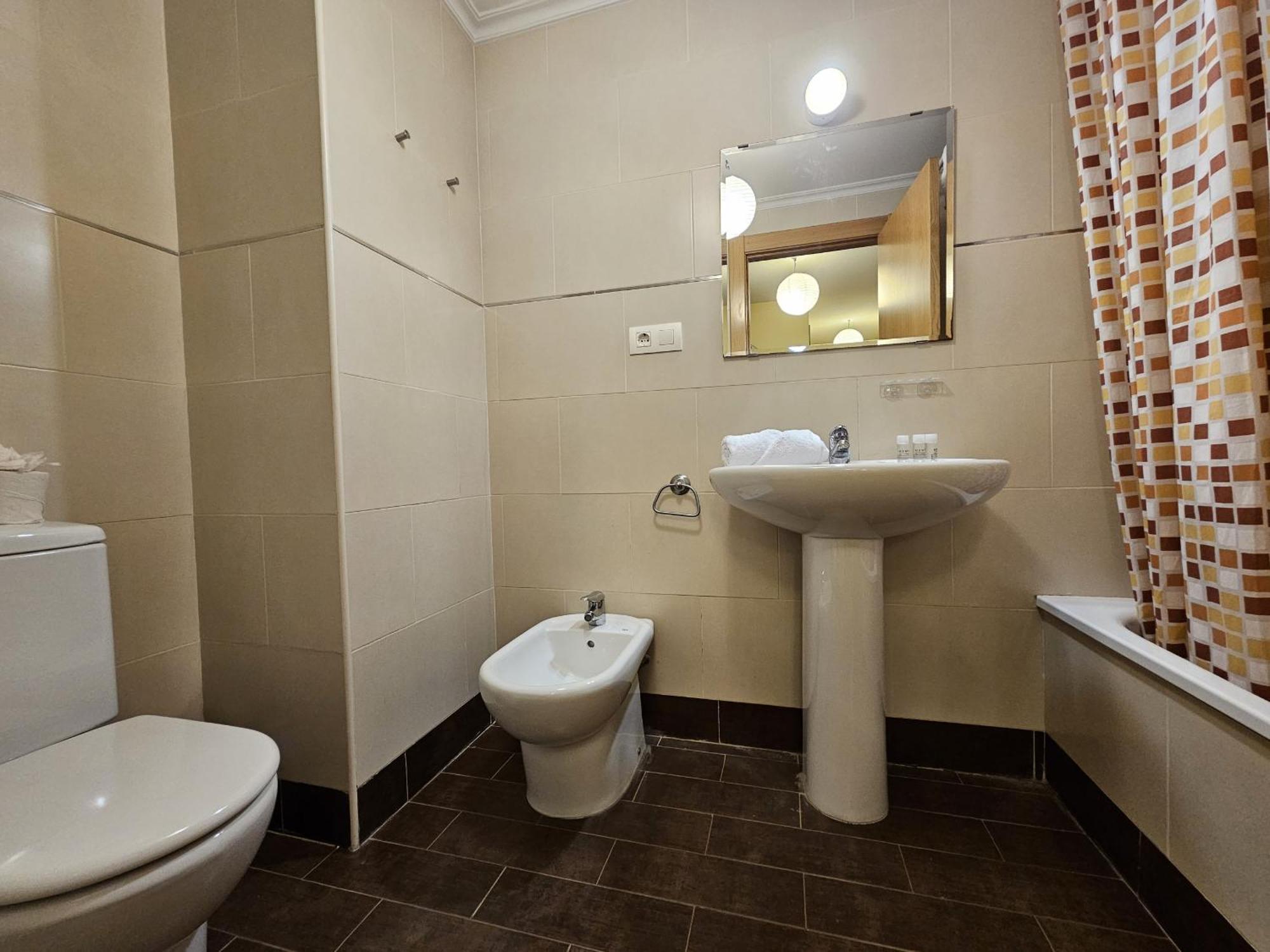 1A106 Amplio Y Comodo Apartamento Gijón Exteriör bild